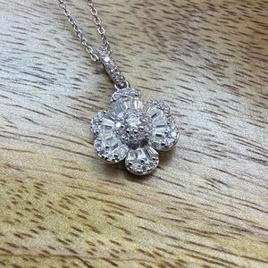 Elegant Sterling Silver Moissanite Flower Pendant Necklace